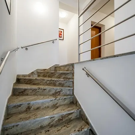 Ladonja Bb Rooms, Family Run Bed & Breakfast Bed & Breakfast Rovinjsko Selo
